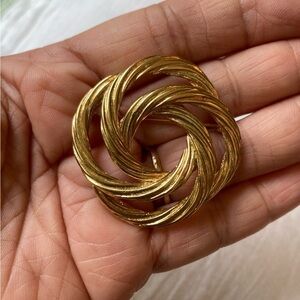 Monet Gold‎ Tone Swirl Vintage Brooch
